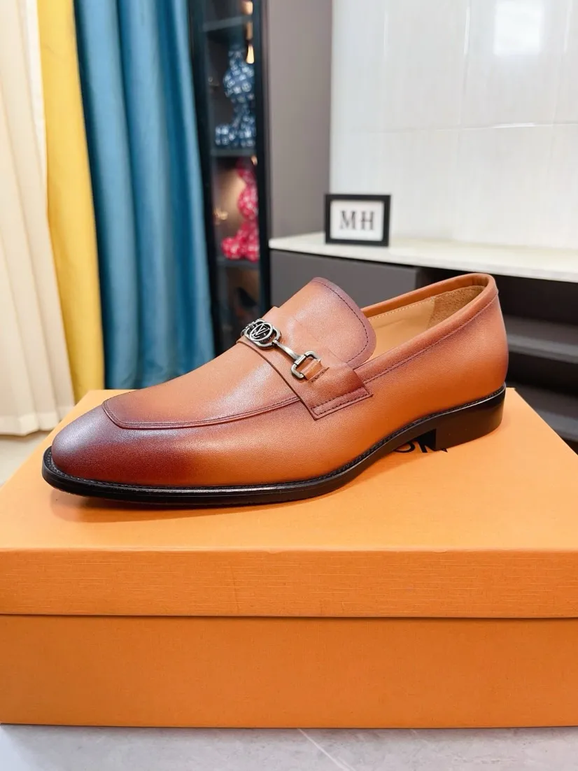 Men's men's shoes 💰500🌸🌸 [Louis Vuitton (LV)] High-end business formal leather shoes 🍀 luxurious and elegant style, both practicality and style, professional focus on details and quality, counter original 1⃣️: 1⃣️ ultra-accurate reproduction 👍🏻! Material: The upper is made of imported original calfskin➕imported Italian cowhide leather. Original anti-slip and wear-resistant outsole! Code number: 38--44 (45 customized)
